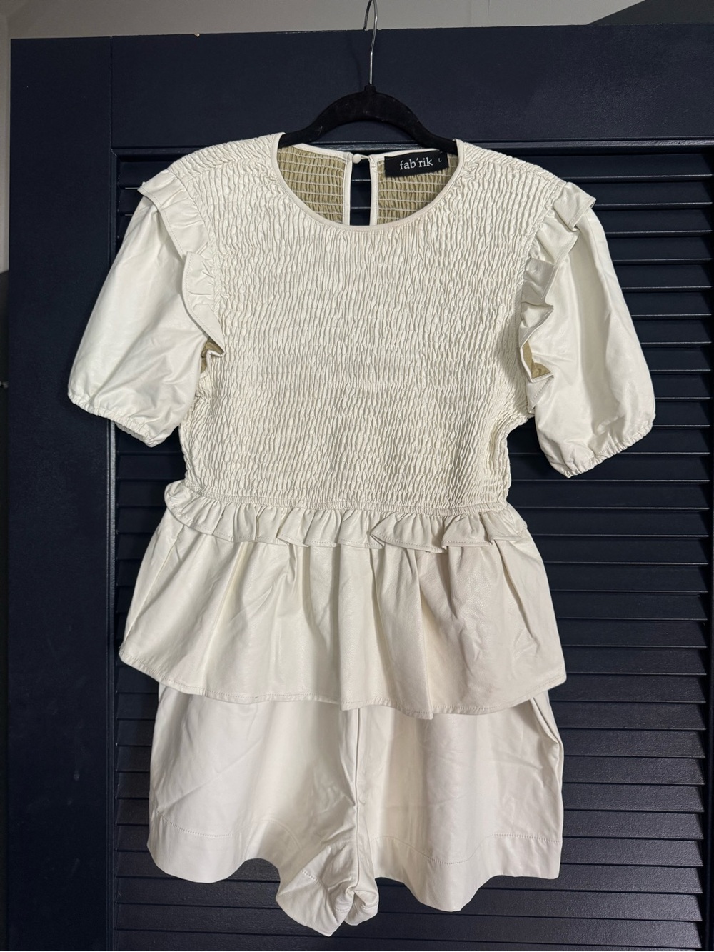 Fab’rik Ivory Faux Leather Smocked Short Set Size L
